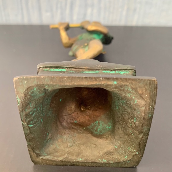 Krishna Standing Lotus Playing Flute Brass Statue - Picture 4 of 10